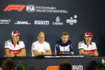 Foto zur News: Marcus Ericsson (Sauber), Valtteri Bottas (Mercedes), Sergei Sirotkin (Williams) und Charles Leclerc (Sauber)