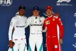 Foto zur News: Valtteri Bottas (Mercedes), Lewis Hamilton (Mercedes) und Sebastian Vettel (Ferrari)