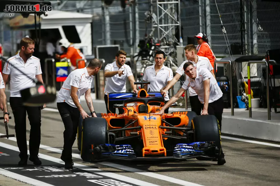 Foto zur News: Fernando Alonso (McLaren)