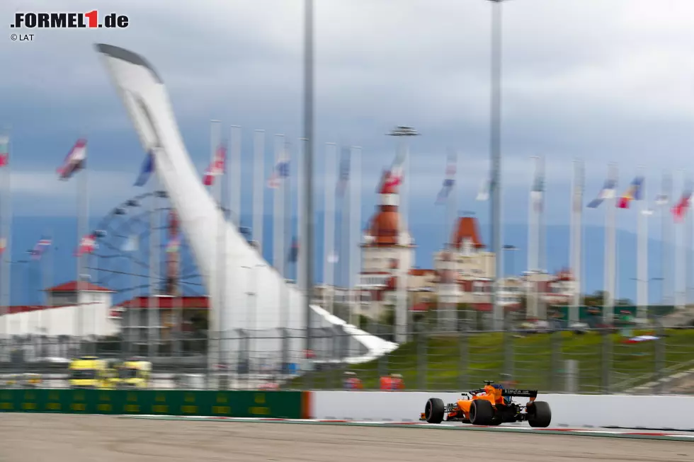 Foto zur News: Fernando Alonso (McLaren)