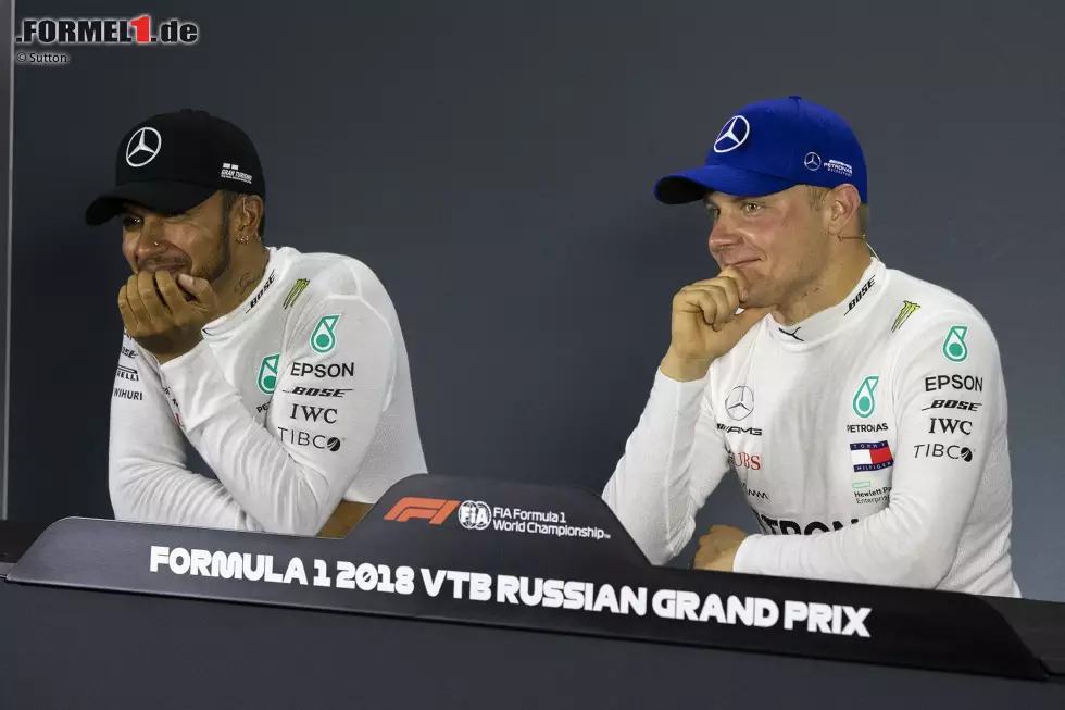 Foto zur News: Lewis Hamilton (Mercedes) und Valtteri Bottas (Mercedes)