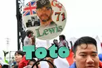 Foto zur News: Lewis Hamilton (Mercedes) und Toto Wolff