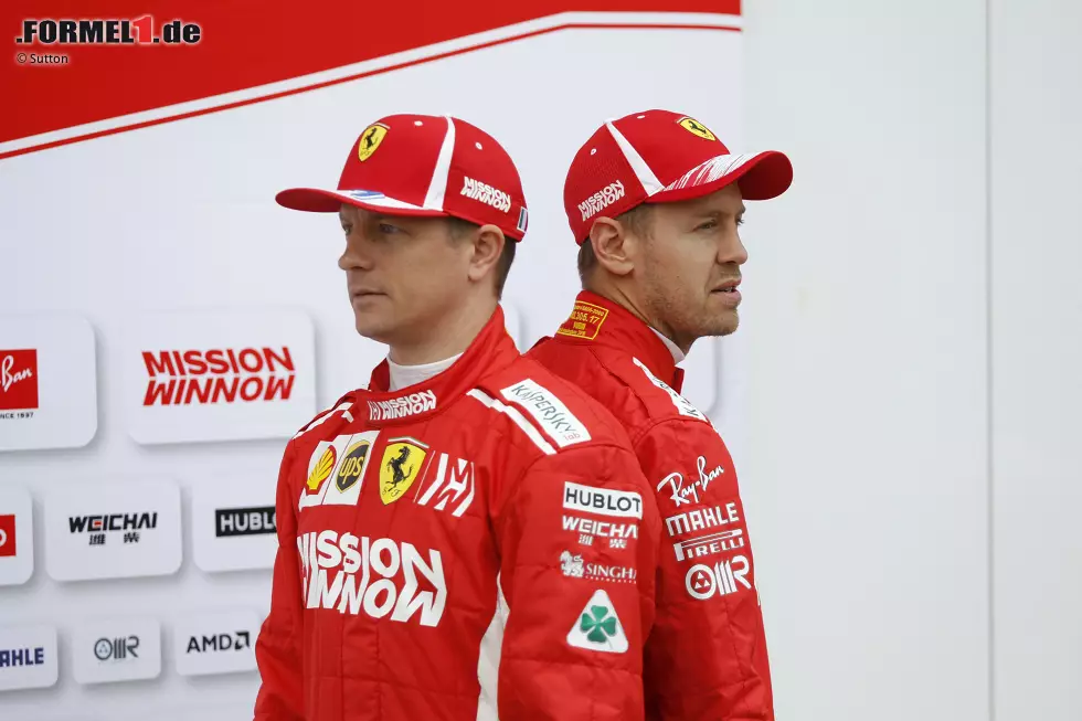 Foto zur News: Kimi Räikkönen (Ferrari) und Sebastian Vettel (Ferrari)