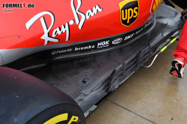 Foto zur News: Ferrari hat einen ausgefeilten Unterboden mit im Gepäck. Klick dich durch die Impressionen der Neuerung!