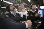 Foto zur News: Toto Wolff und Lewis Hamilton (Mercedes)