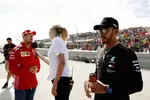 Foto zur News: Lewis Hamilton (Mercedes) und Sebastian Vettel (Ferrari)