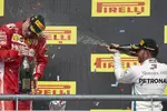 Gallerie: Lewis Hamilton (Mercedes) und Kimi Räikkönen (Ferrari)