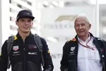 Foto zur News: Max Verstappen (Red Bull) und Helmut Marko