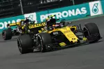 Foto zur News: Carlos Sainz (Renault) und Nico Hülkenberg (Renault)