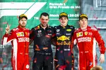 Foto zur News: Sebastian Vettel (Ferrari), Max Verstappen (Red Bull) und Kimi Räikkönen (Ferrari)