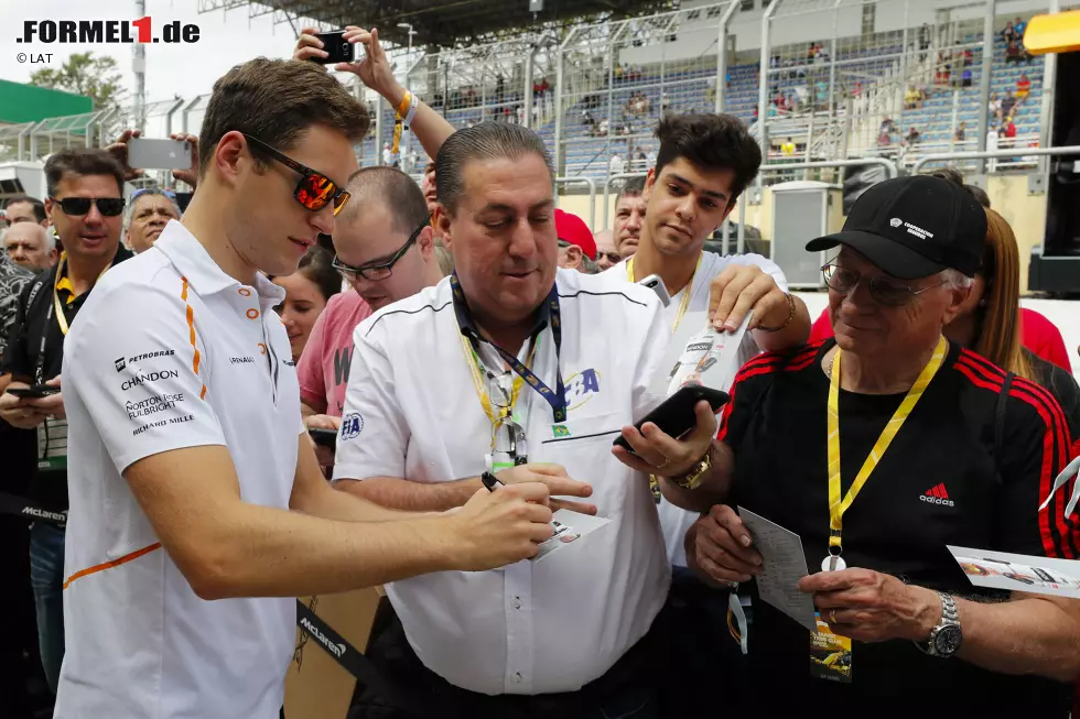 Foto zur News: Stoffel Vandoorne (McLaren)