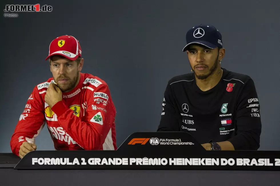 Foto zur News: Sebastian Vettel (Ferrari) und Lewis Hamilton (Mercedes)