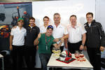 Foto zur News: Gil de Ferran, Fernando Alonso (McLaren), Lando Norris, Rubens Barrichello, Zak Brown und Stoffel Vandoorne (McLaren)