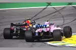 Foto zur News: Max Verstappen (Red Bull) und Esteban Ocon (Racing Point)