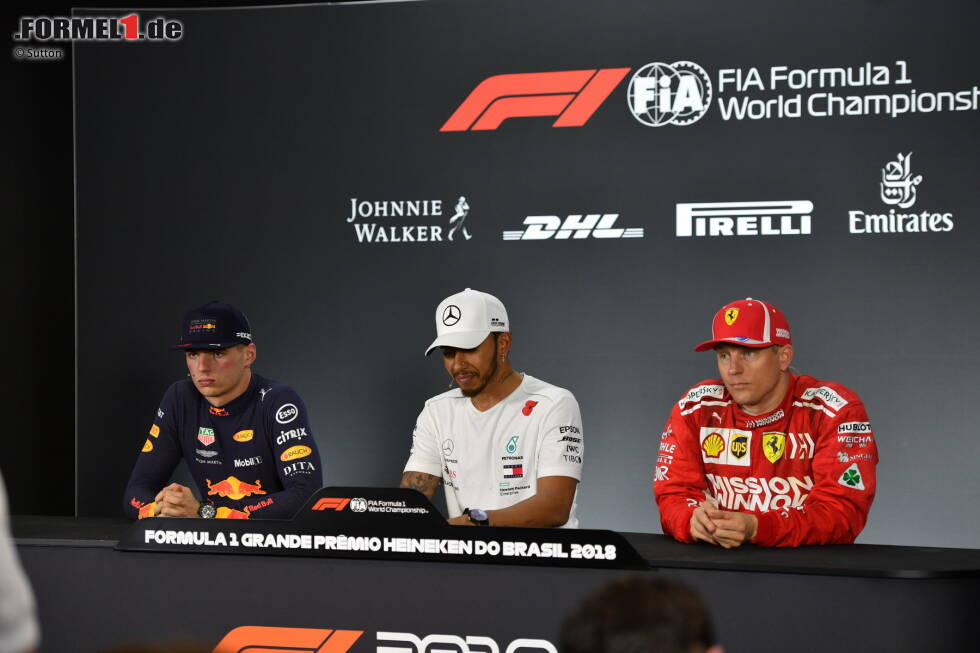 Foto zur News: Max Verstappen (Red Bull), Lewis Hamilton (Mercedes) und Kimi Räikkönen (Ferrari)