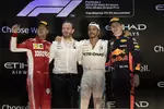 Foto zur News: Sebastian Vettel (Ferrari), Lewis Hamilton (Mercedes) und Max Verstappen (Red Bull)