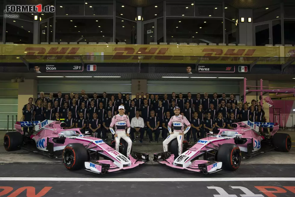 Foto zur News: Esteban Ocon (Racing Point) und Sergio Perez (Racing Point)