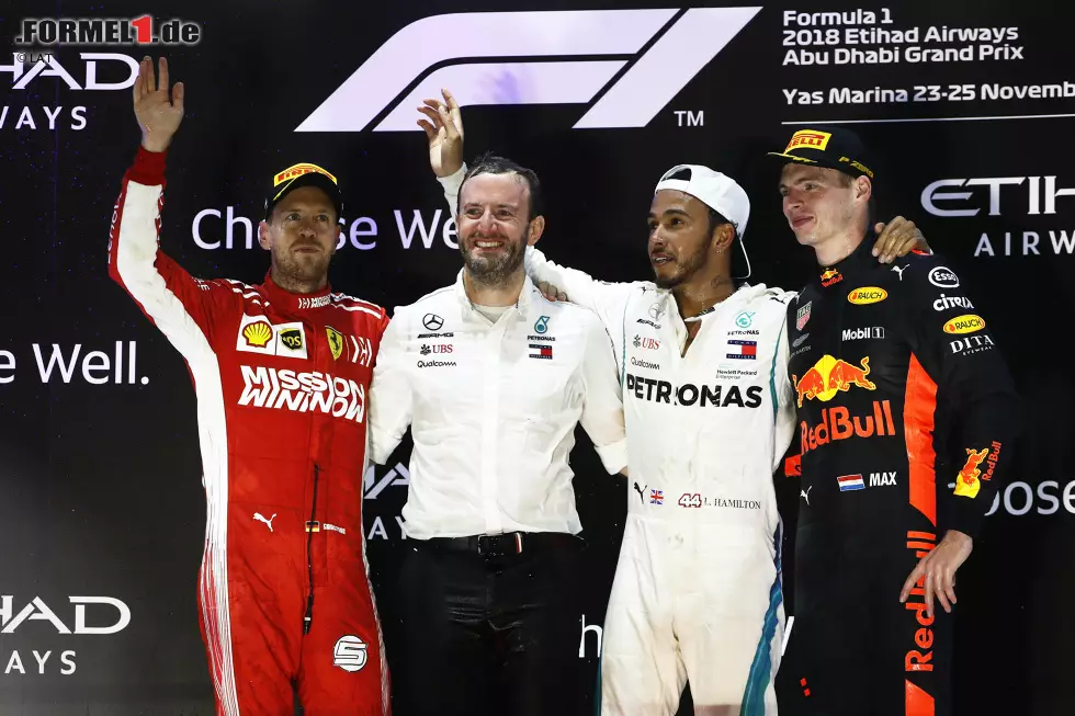 Foto zur News: Sebastian Vettel (Ferrari), Lewis Hamilton (Mercedes) und Max Verstappen (Red Bull)