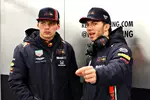 Foto zur News: Max Verstappen und Pierre Gasly (Red Bull)