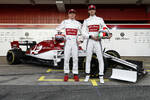 Foto zur News: Kimi R?ikk?nen (Alfa Romeo) und Antonio Giovinazzi (Alfa Romeo)