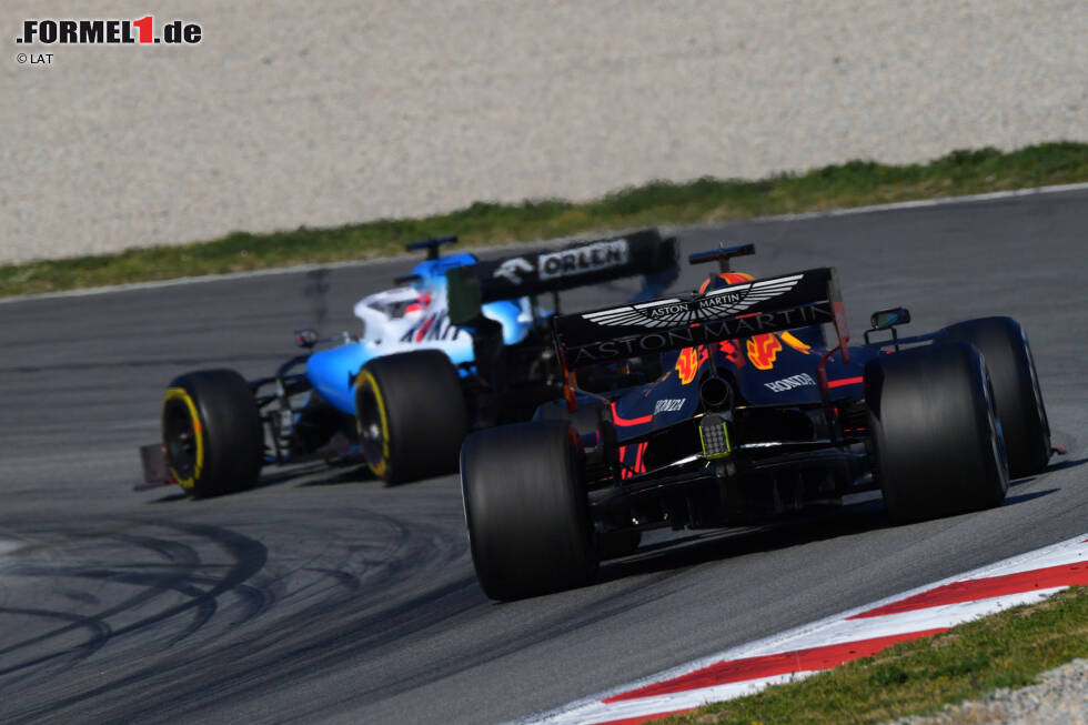 Foto zur News: Max Verstappen (Red Bull) und Robert Kubica (Williams)