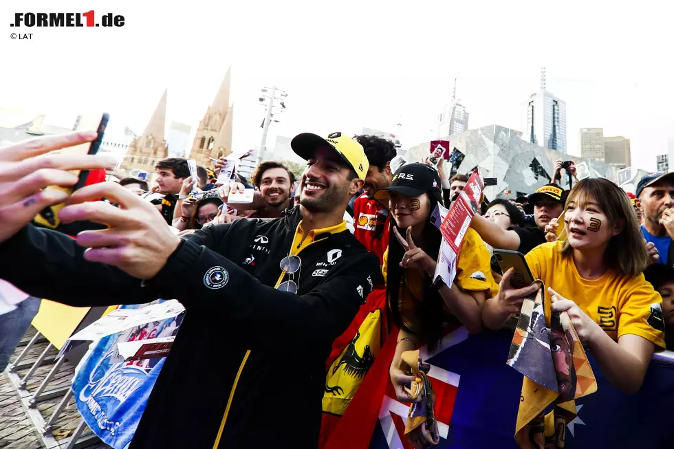 Foto zur News: Daniel Ricciardo (Renault)