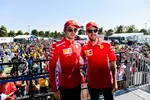 Foto zur News: Sebastian Vettel (Ferrari) und Charles Leclerc (Ferrari)