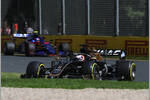 Foto zur News: Romain Grosjean (Haas) und Alexander Albon (Toro Rosso)