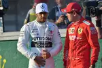 Foto zur News: Lewis Hamilton (Mercedes) und Sebastian Vettel (Ferrari)