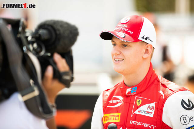 Foto zur News: Mick Schumacher wartet gespannt auf sein Debüt in der Formel 2. Jetzt durch seine besten Bilder vom Medientag klicken!