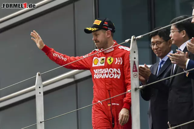 Vettel auf dem Podium, aber die nächsten Wochen werden entscheidend für den weiteren Saisonverlauf Foto zur News: Vettel auf dem Podium, aber die nächsten Wochen werden entscheidend für den weiteren Saisonverlauf