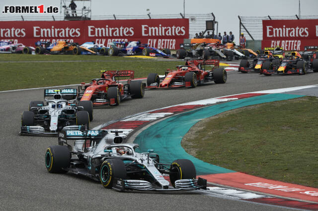 Foto zur News: Formel-1-Live-Ticker: Ricciardo feiert mit Hamilton