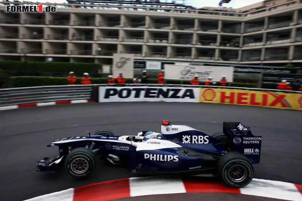 Rubens Barrichello (Monaco 2010): Auf Platz zehn liegend erwischte der Brasilianer in der Bergaufpassage nach St. Devote einen losen Gullydeckel. Er verunfallte daraufhin, sein Rennen war damit vorzeitig beendet. Foto zur News: Rubens Barrichello (Monaco 2010): Auf Platz zehn liegend erwischte der Brasilianer in der Bergaufpassage nach St. Devote einen losen Gullydeckel. Er verunfallte daraufhin, sein Rennen war damit vorzeitig beendet.