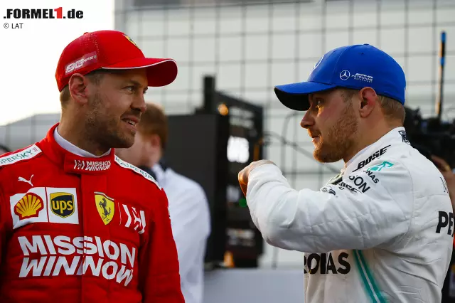 Foto zur News: Sebastian Vettel (Ferrari) und Valtteri Bottas (Mercedes)