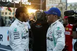 Foto zur News: Lewis Hamilton (Mercedes) und Valtteri Bottas (Mercedes)