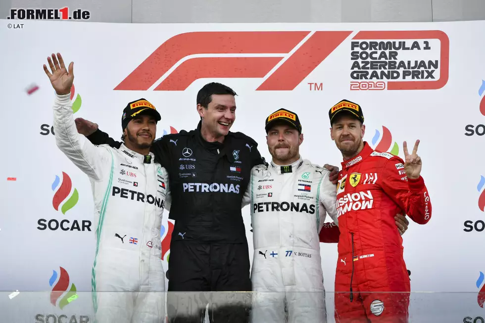 Foto zur News: Lewis Hamilton (Mercedes), Valtteri Bottas (Mercedes) und Sebastian Vettel (Ferrari)