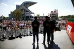 Foto zur News: Kevin Magnussen (Haas) und Romain Grosjean (Haas)