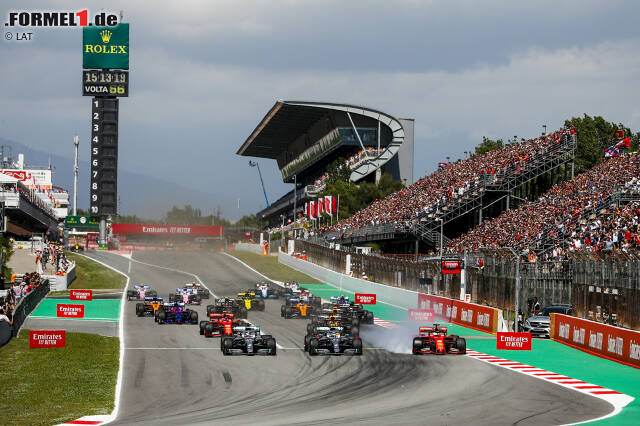 Foto zur News: Vettel verbremst sich, setzt aber trotzdem alles darauf, die Kurve zu kriegen