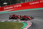 Foto zur News: Charles Leclerc (Ferrari) und Sebastian Vettel (Ferrari)