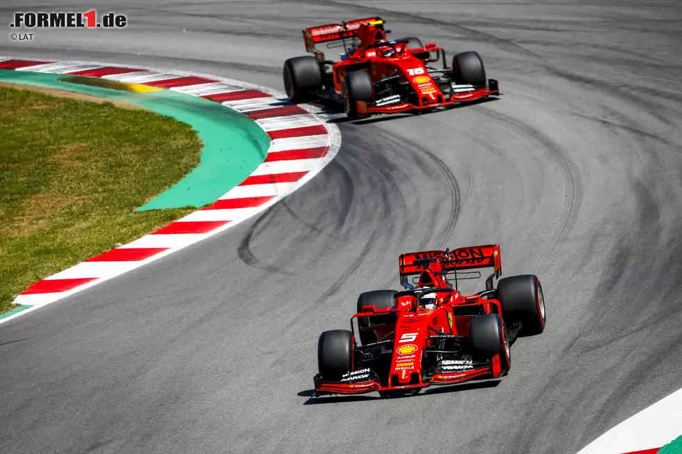 Foto zur News: Sebastian Vettel (Ferrari) und Charles Leclerc (Ferrari)