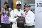 Foto zur News: Lewis Hamilton (Mercedes) und Jackie Stewart