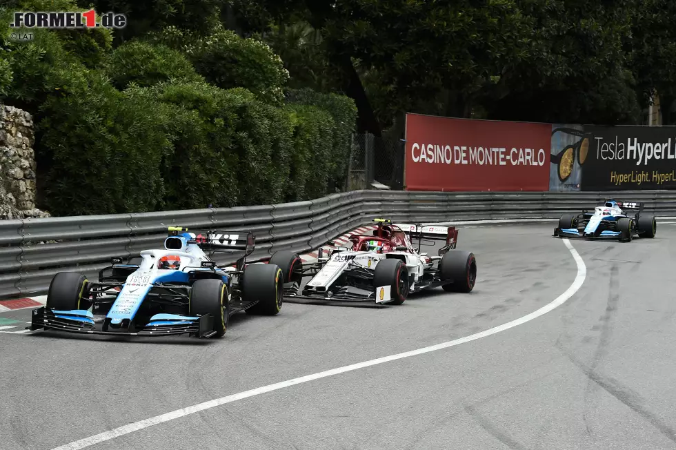 Foto zur News: Robert Kubica (Williams), Antonio Giovinazzi (Alfa Romeo) und George Russell (Williams)