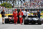 Foto zur News: Charles Leclerc (Ferrari) und Sebastian Vettel (Ferrari)