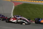 Foto zur News: Alexander Albon (Toro Rosso) und Antonio Giovinazzi (Alfa Romeo)