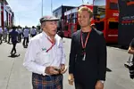 Foto zur News: Jackie Stewart und Nico Rosberg