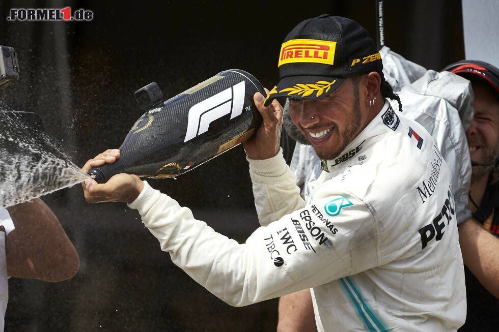 Foto zur News: Lewis Hamilton hat nach Le Castellet allen Grund zum Jubeln. Von der Redaktion erhielt er Note 1. Wie wir sonst benotet haben, und warum? Jetzt durch alle 20 Fahrer klicken!