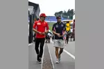 Foto zur News: Charles Leclerc (Ferrari) und Sergio Perez (Racing Point)