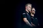 Foto zur News: Kevin Magnussen (Haas) und Romain Grosjean (Haas)