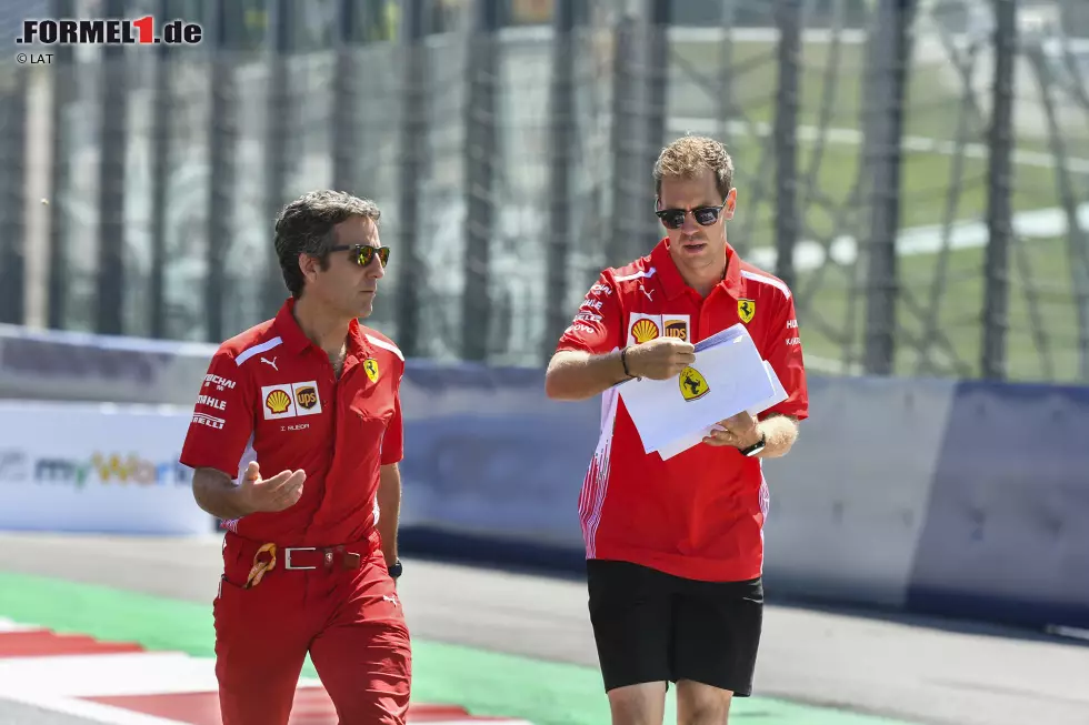 Foto zur News: Sebastian Vettel (Ferrari)