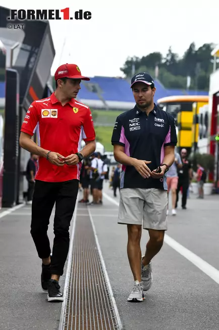 Foto zur News: Charles Leclerc (Ferrari) und Sergio Perez (Racing Point)